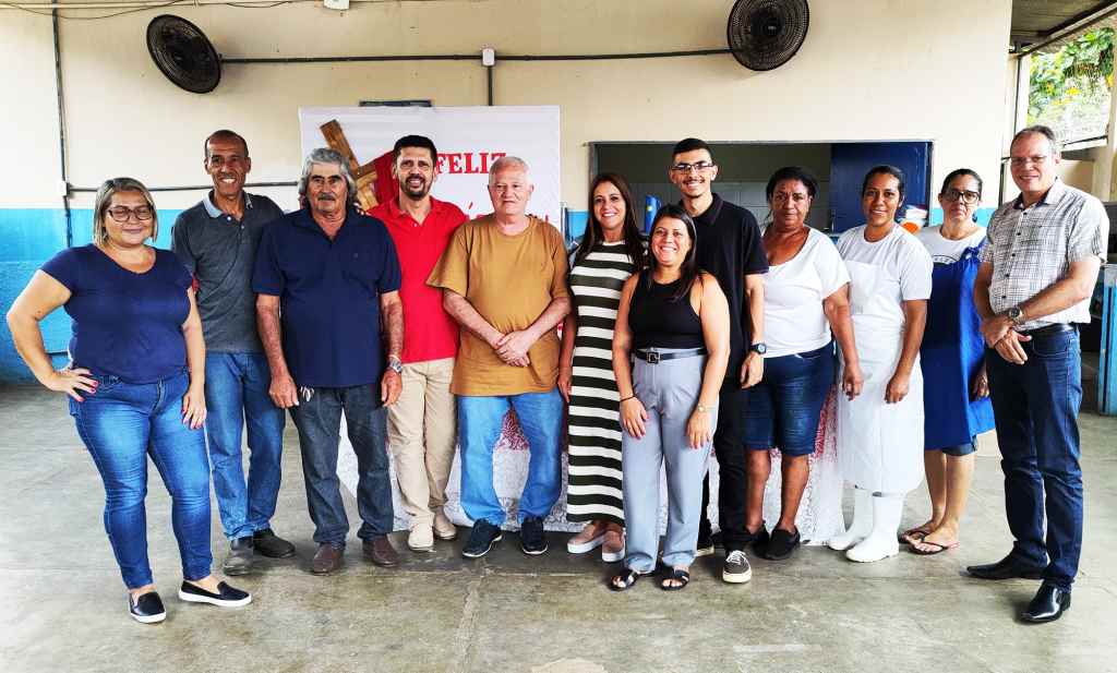 Quinta Feira Prefeito De Itaperuna Visita A Escola Municipal