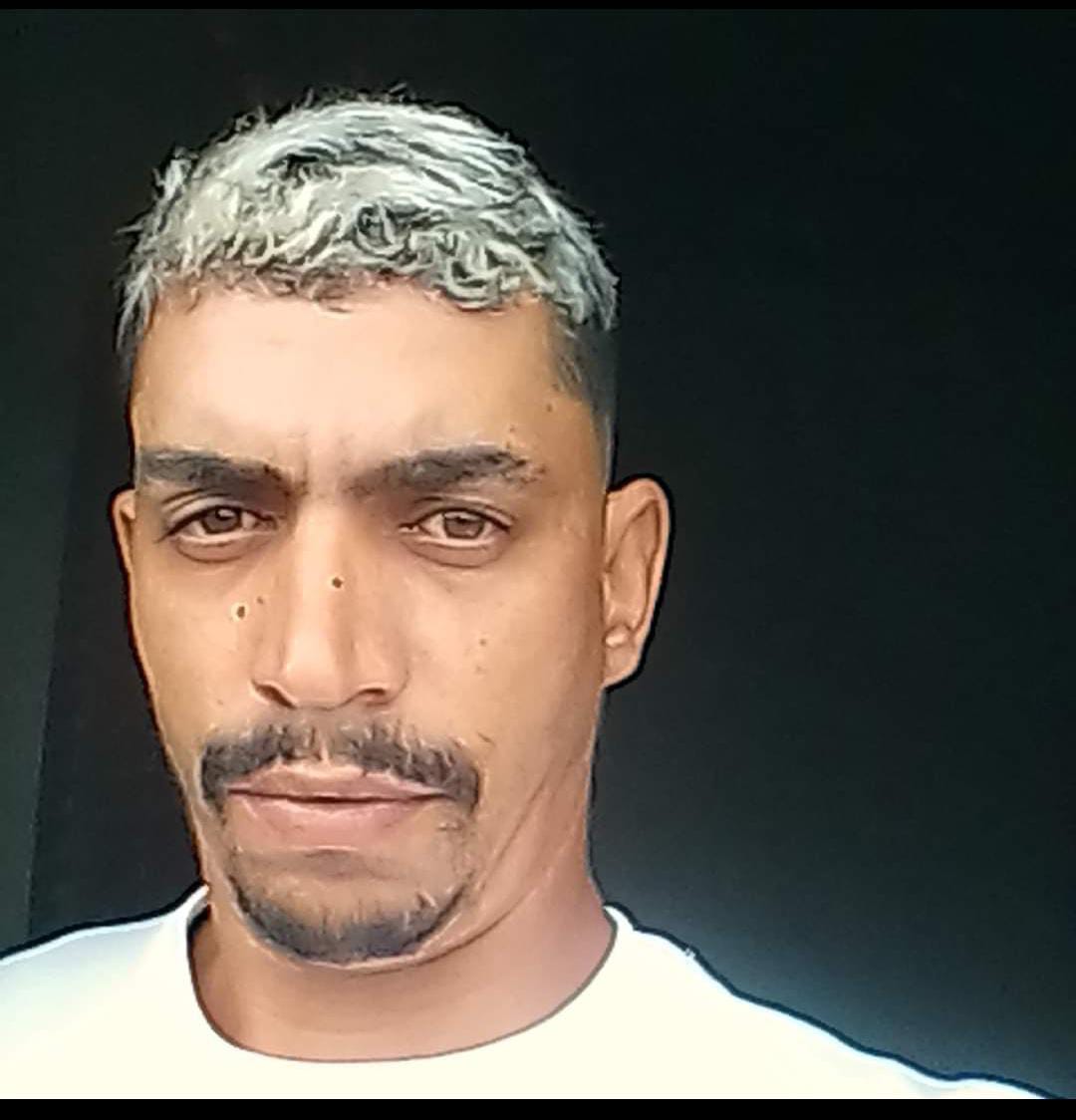 Domingo de Páscoa Jovem morre a caminho de Itaperuna. Veja fotos